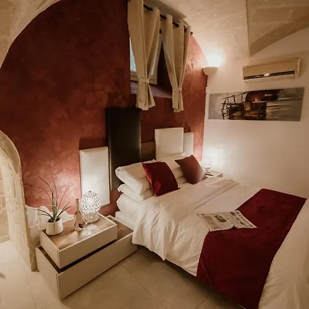 Pacuvius 4* Brindisi