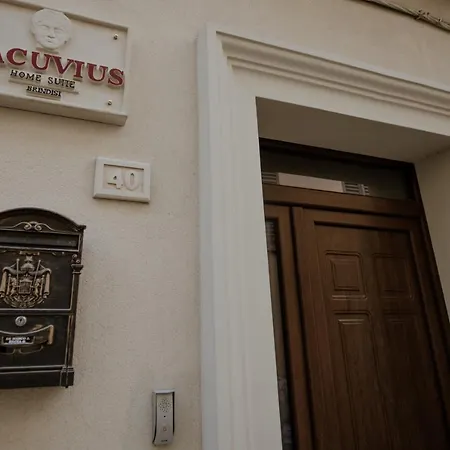 Bed & Breakfast Pacuvius