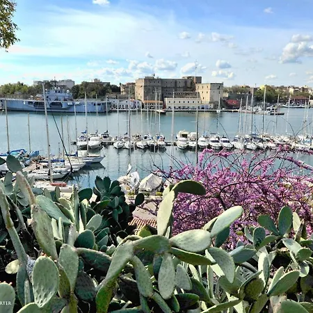 Pacuvius 4* Brindisi