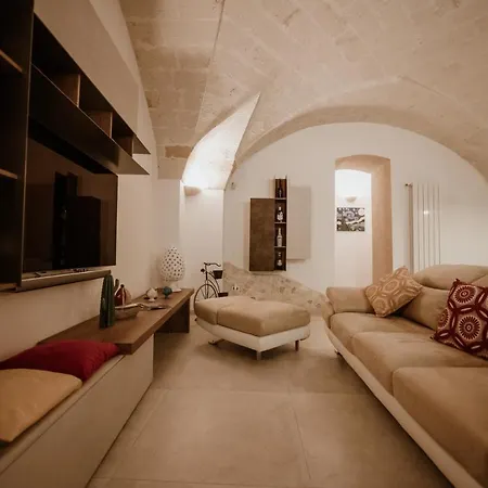 Pacuvius Bed and Breakfast