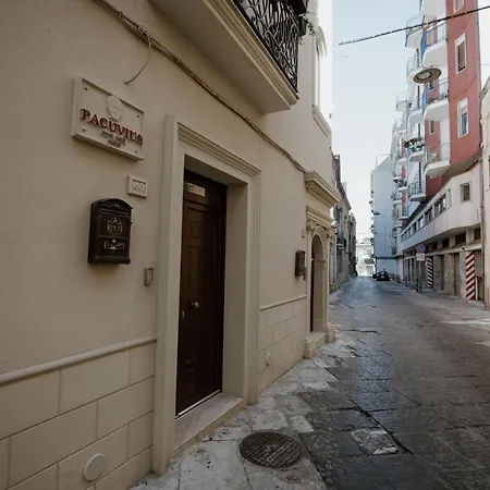 住宿加早餐酒店 Pacuvius 布林迪西
